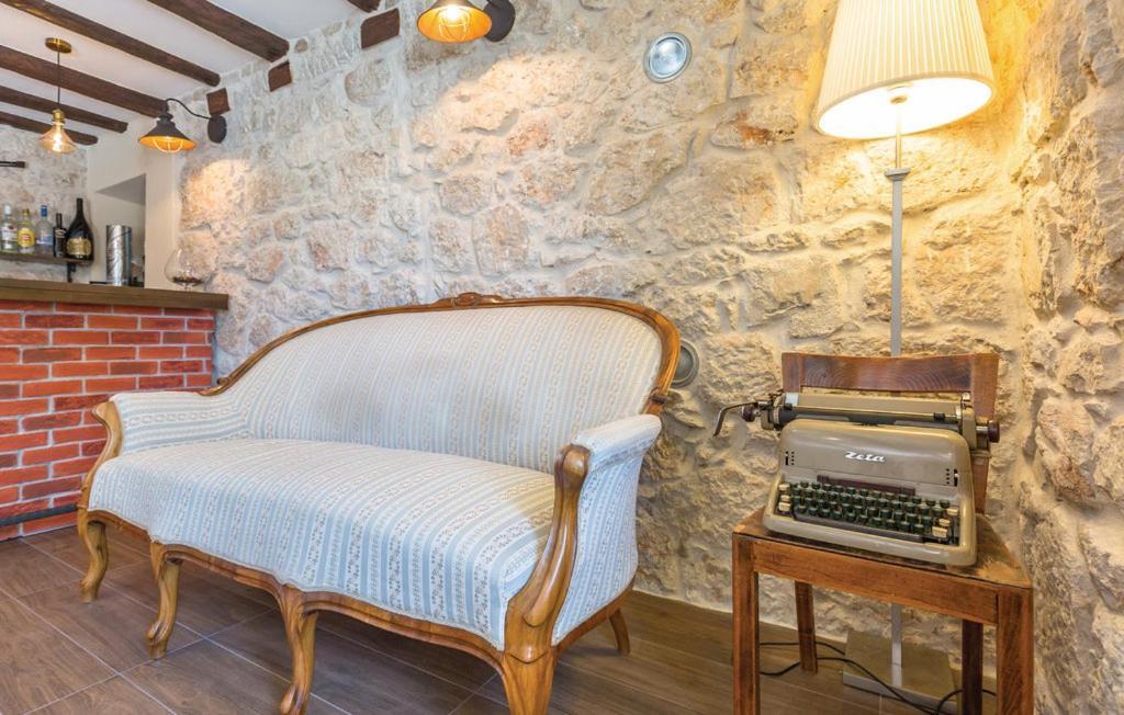 Šestanovac Holiday Home Zezevica - Heated Pool المظهر الخارجي الصورة