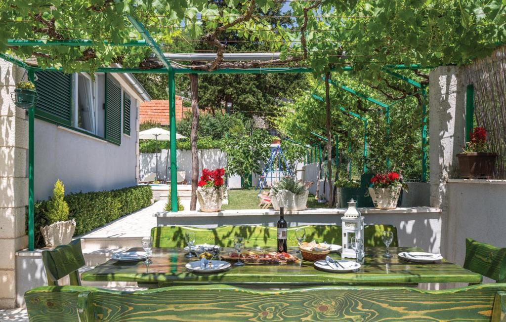 Šestanovac Holiday Home Zezevica - Heated Pool المظهر الخارجي الصورة